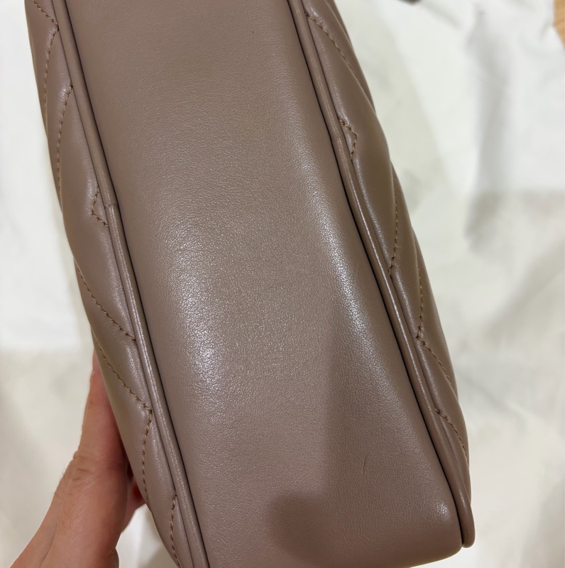 GUCCI GG Marmont皮革山形紋肩背相機包 裸粉色 24公分-3