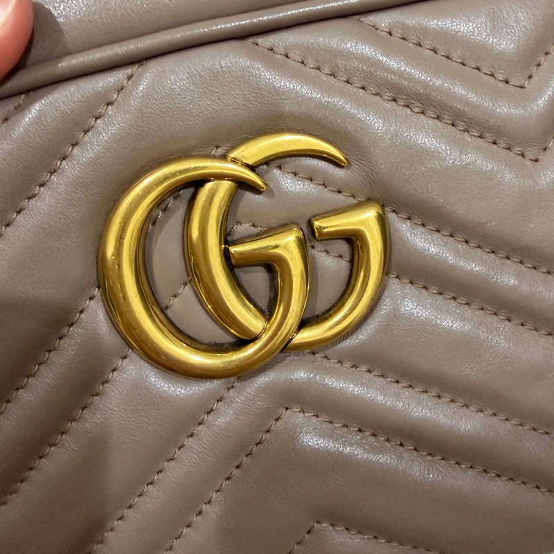 GUCCI GG Marmont皮革山形紋肩背相機包 裸粉色 24公分-7