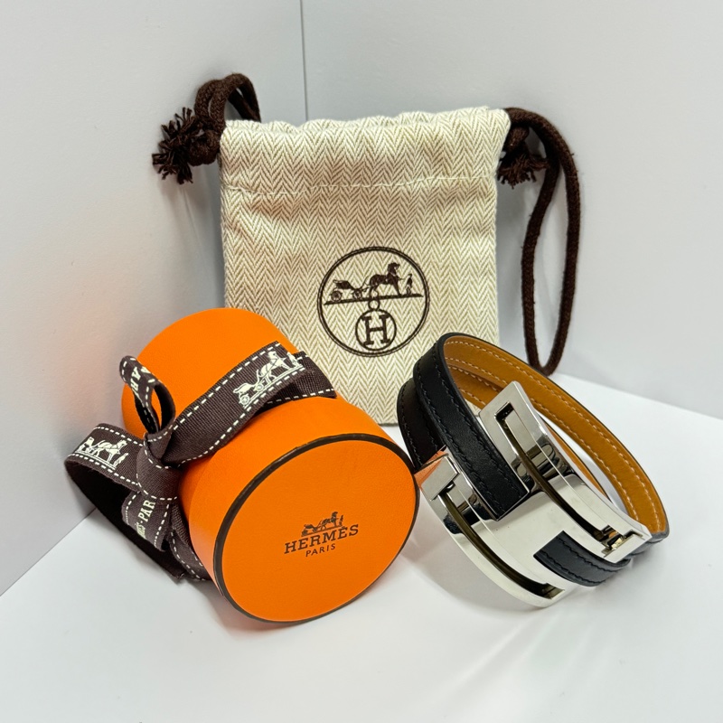 （超級新🆕） Hermes 「H」字樣 手環 專櫃32800！-0