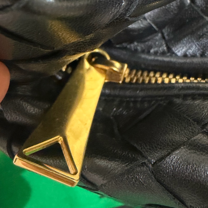 BOTTEGA VENETA BV Mini Jodie 迷你小羊皮編織 手提包 黑色-15