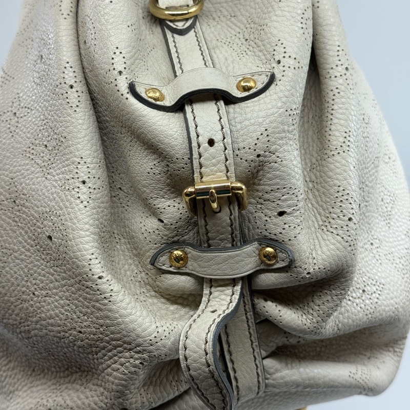 LV Mahina Bag Beige colour 皮革 配 金扣-20