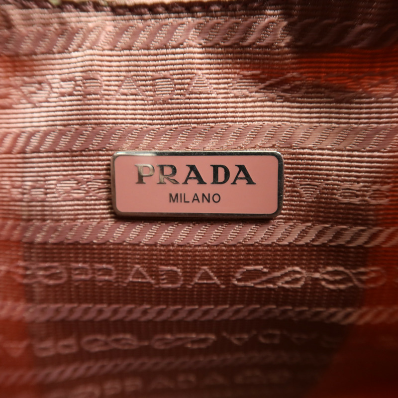 PRADA 尼龍Re-Edition 2005銀扣肩背袋-6