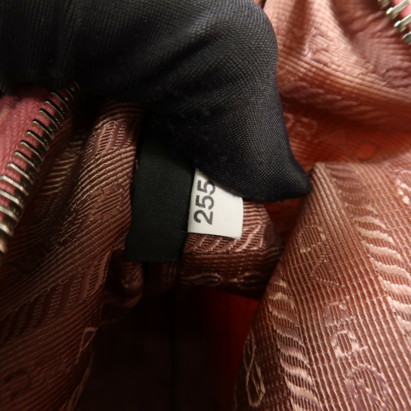 PRADA 尼龍Re-Edition 2005銀扣肩背袋-7