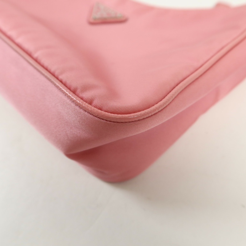 PRADA 尼龍Re-Edition 2005銀扣肩背袋-14