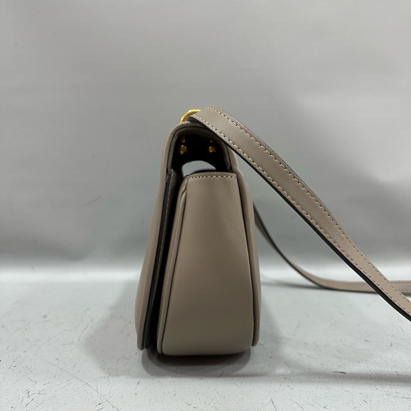 fendi 8BS082 大象灰牛皮FF金釦馬鞍包 斜背包-1