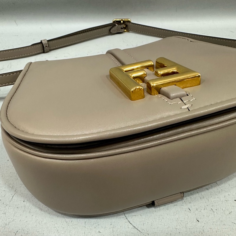 fendi 8BS082 大象灰牛皮FF金釦馬鞍包 斜背包-13
