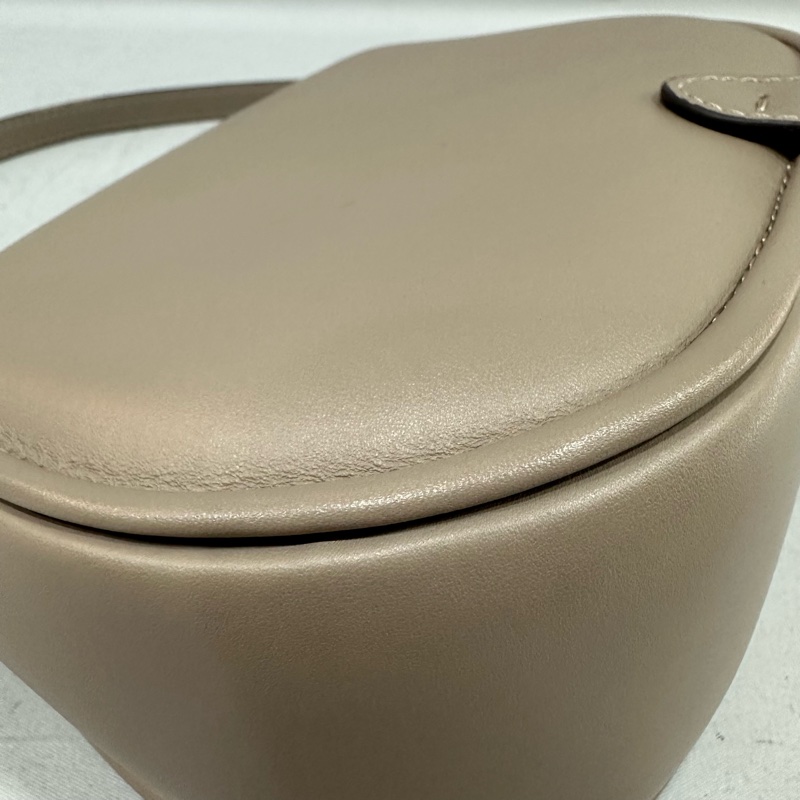 fendi 8BS082 大象灰牛皮FF金釦馬鞍包 斜背包-16