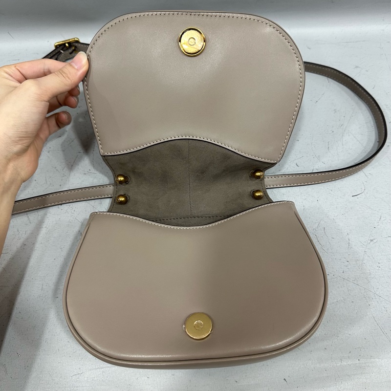 fendi 8BS082 大象灰牛皮FF金釦馬鞍包 斜背包-25