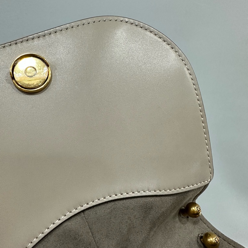 fendi 8BS082 大象灰牛皮FF金釦馬鞍包 斜背包-28