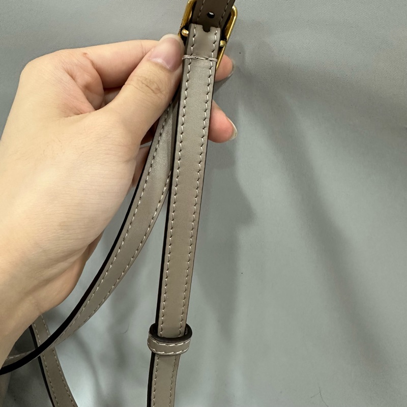 fendi 8BS082 大象灰牛皮FF金釦馬鞍包 斜背包-46