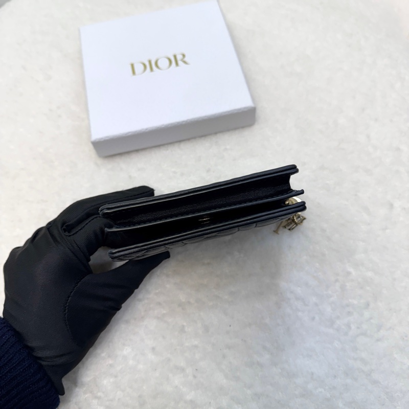 DIOR黑金Lady Dior Gardenia羊皮迷你錢包S0178ONMJ_M900-4