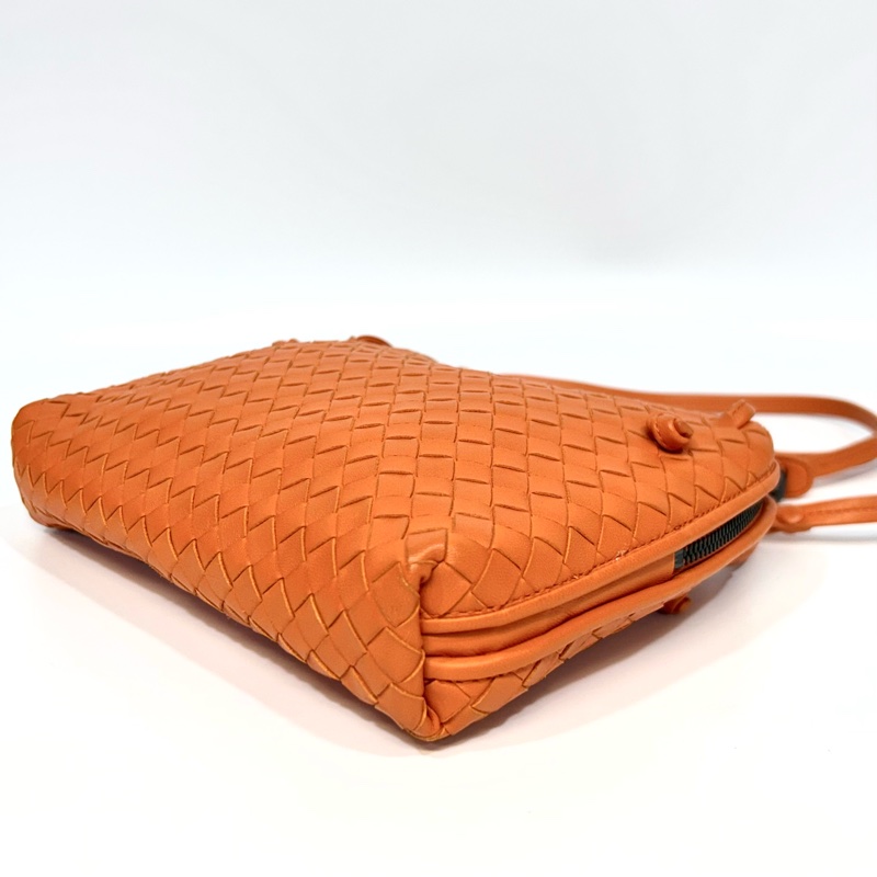 BV橘色Nappa小羊皮編織貝殼包-9