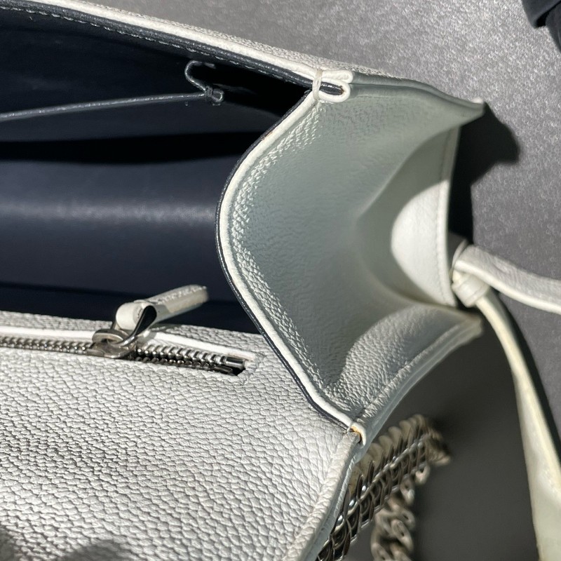 Dior 2016限量口鏤空鑽扣款Diorama 白色盾牌包-12