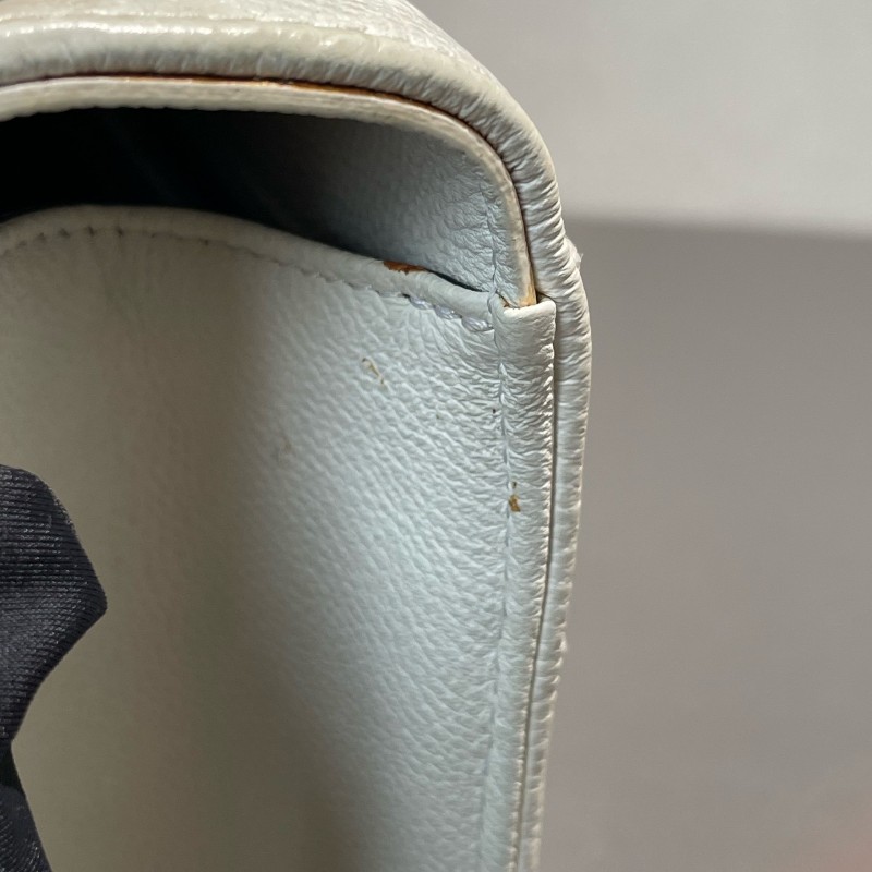 Dior 2016限量口鏤空鑽扣款Diorama 白色盾牌包-24