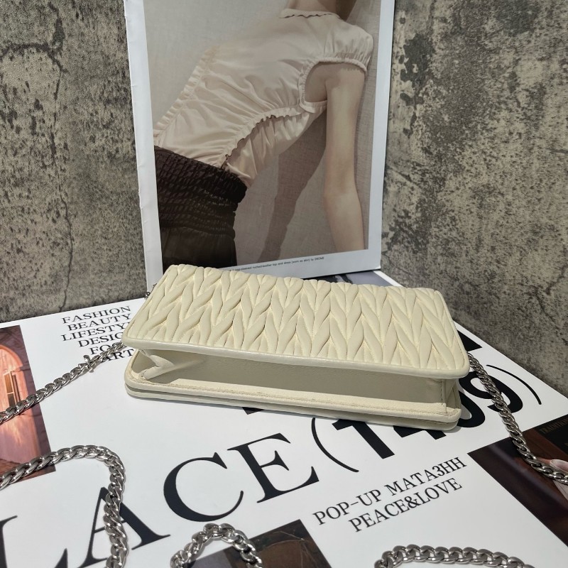 Miumiu 褶皺鏈條包 三拼色 白銀灰 限量色 斜背包肩背包-3