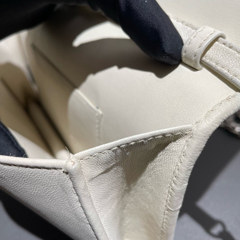 Miumiu 褶皺鏈條包 三拼色 白銀灰 限量色 斜背包肩背包-24