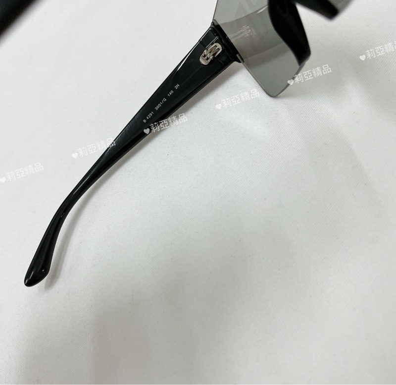 莉亞精品♡Burberry 字母墨鏡 九新-8