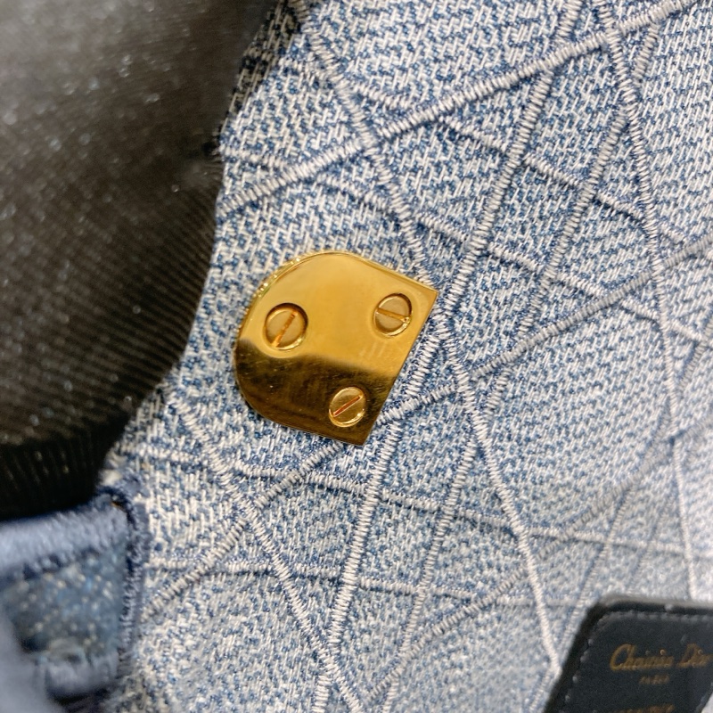 TW4493 CHRISTIAN DIOR 迪奧小號牛仔布皮經典CD logo翻蓋式鍊帶包包CANNAGE SMALL CARGO BAG DENIM-22