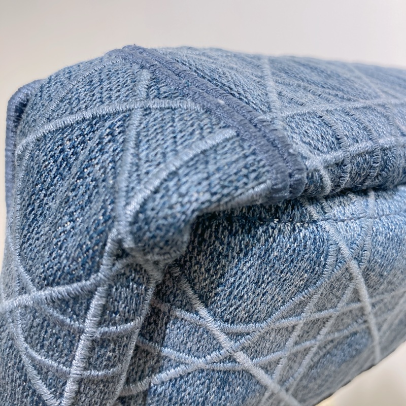 TW4493 CHRISTIAN DIOR 迪奧小號牛仔布皮經典CD logo翻蓋式鍊帶包包CANNAGE SMALL CARGO BAG DENIM-30