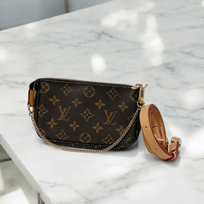 莉亞精品♡ LV 小麻將 二手美包-0