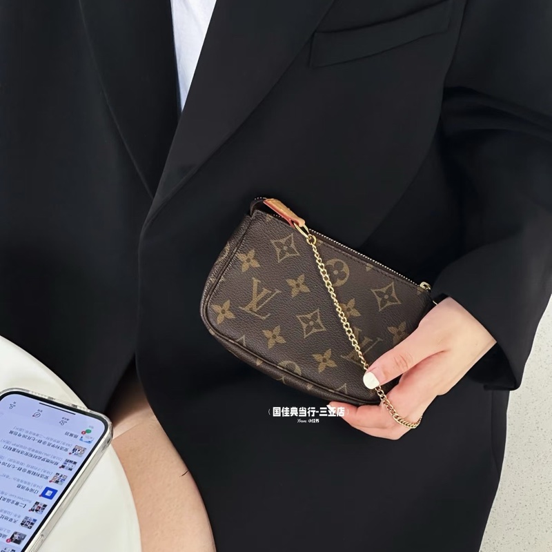 莉亞精品♡ LV 小麻將 二手美包-1