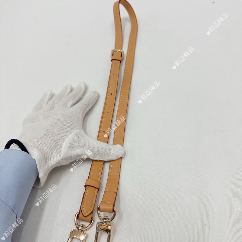 莉亞精品♡ LV 小麻將 二手美包-13