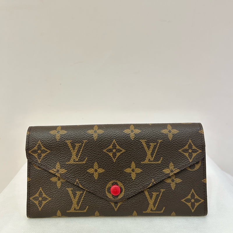 LV（M)紫紅內裡釦式信封長夾-0