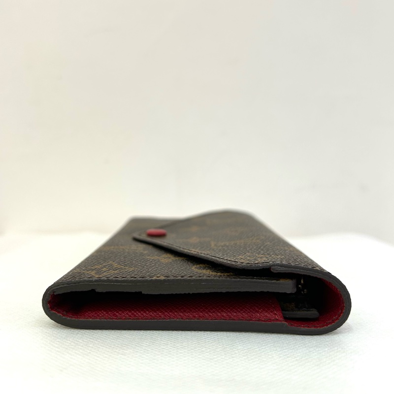 LV（M)紫紅內裡釦式信封長夾-3