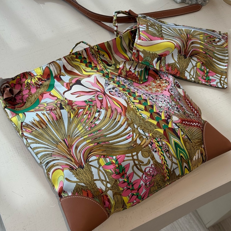 HERMES Silkycity 33 絲巾圖騰肩背包 B刻-1