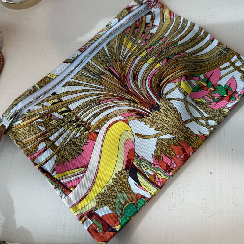 HERMES Silkycity 33 絲巾圖騰肩背包 B刻-3