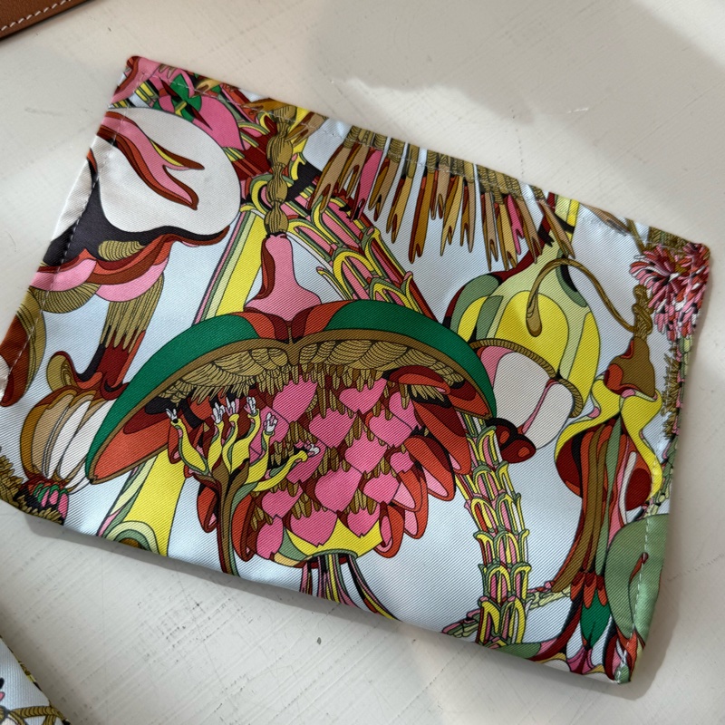 HERMES Silkycity 33 絲巾圖騰肩背包 B刻-4