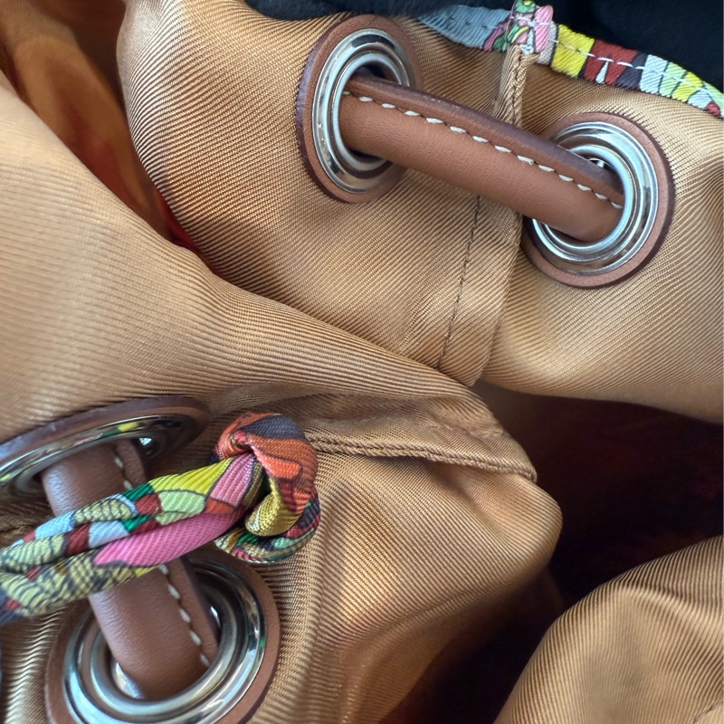 HERMES Silkycity 33 絲巾圖騰肩背包 B刻-13