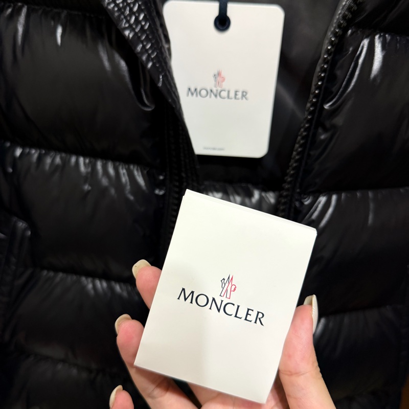 全新Moncler 經典款Maya 0號-6