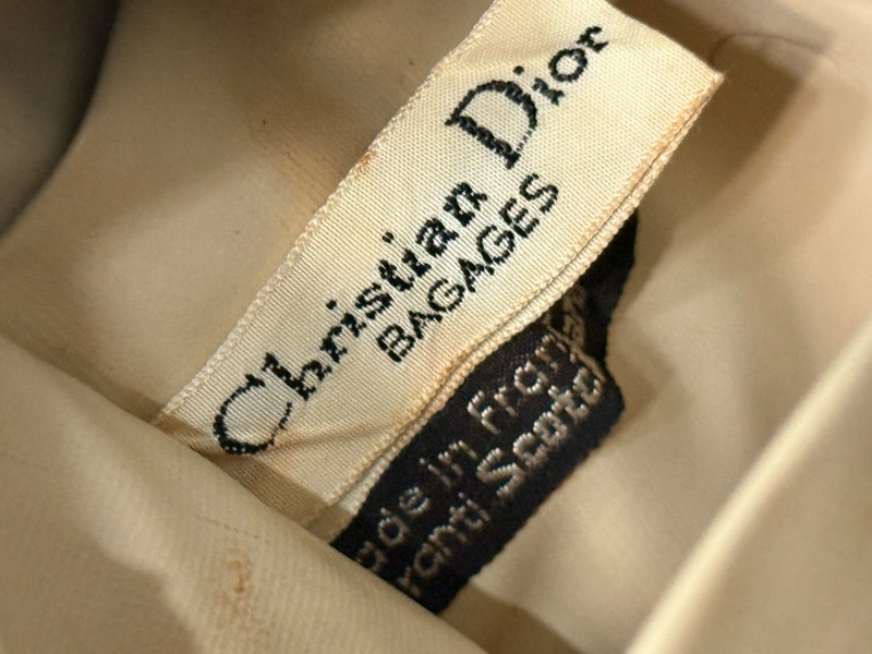 Dior • 經典刺繡老花洗漱包 斜背包-15