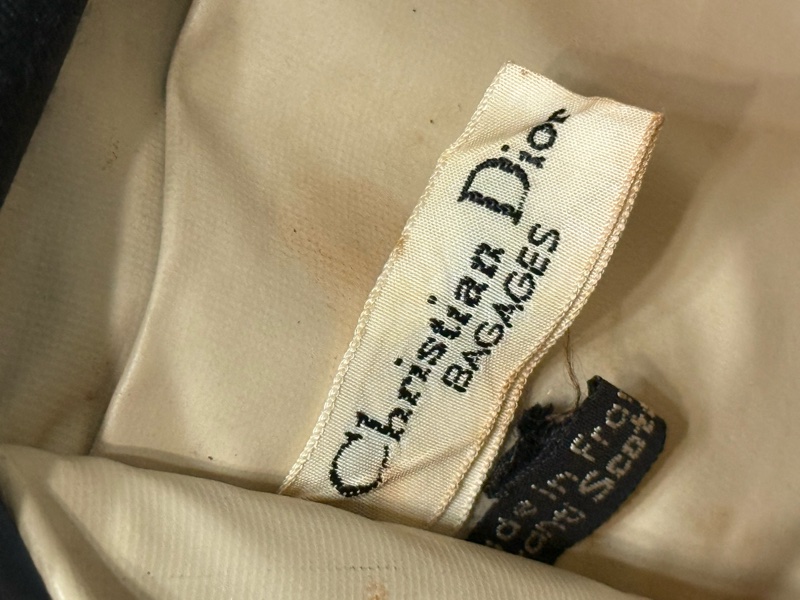 Dior • 經典刺繡老花洗漱包 斜背包-17