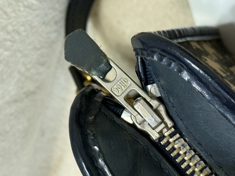 Dior • 經典刺繡老花洗漱包 斜背包-21