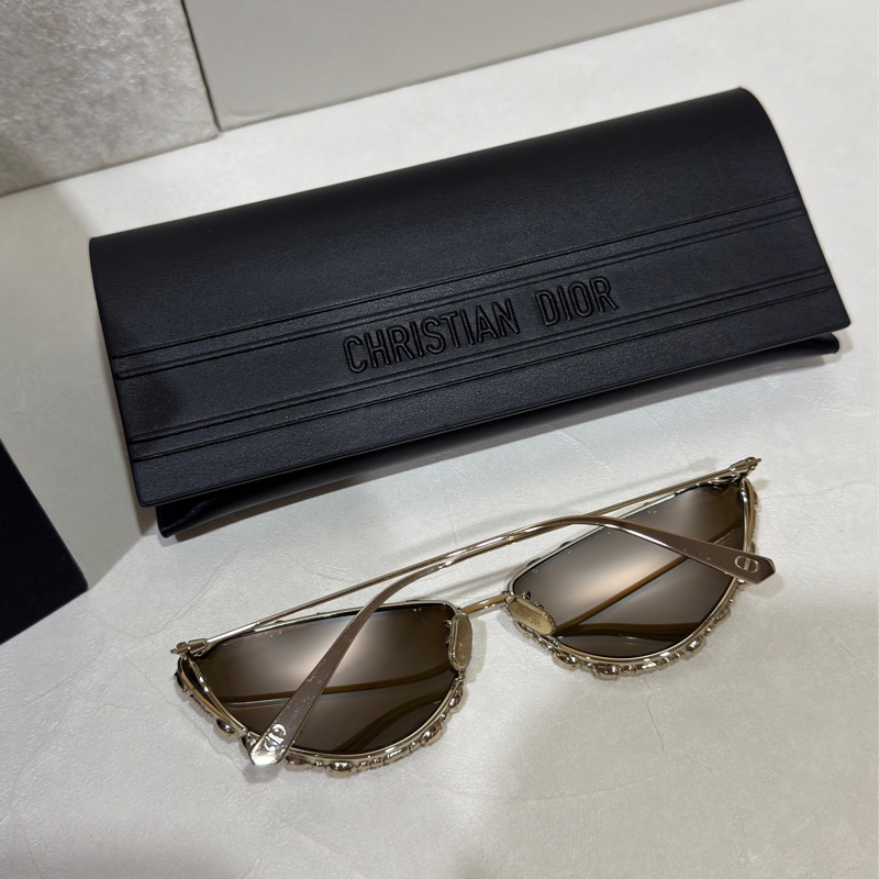 Dior水鑽墨鏡-4
