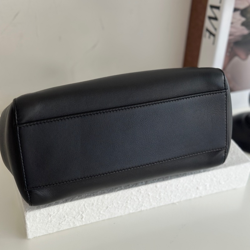 半價折扣 Fendi Peekaboo 迷你 躲貓貓 黑金-7