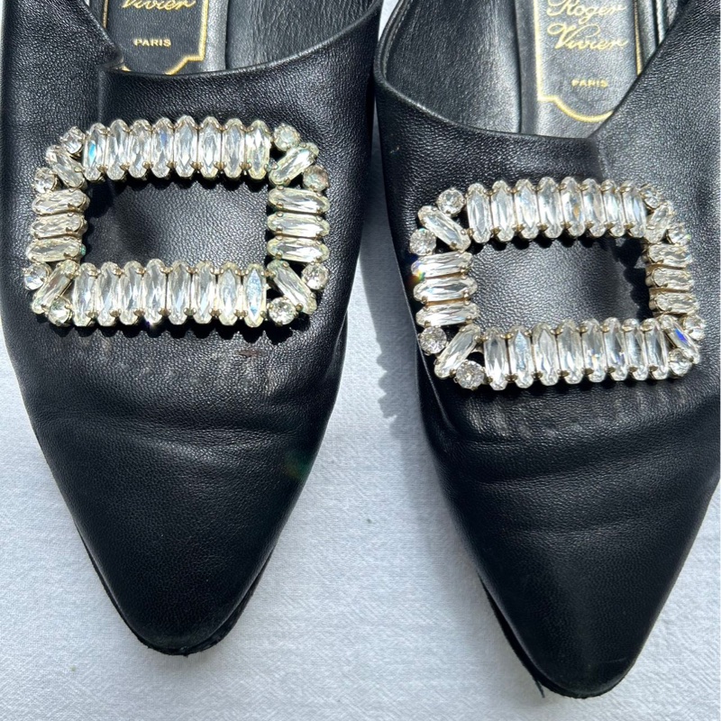 Roger Vivier RV黑色水鑽穆勒鞋，37碼，經典水鑽方扣設計-16