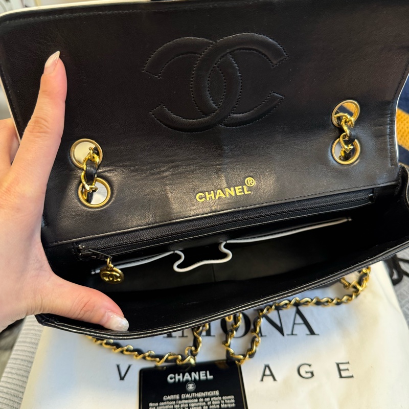 Vintage CHANEL Matelasse 鏈條單肩包 黑白熊貓配色（金鍊）-8