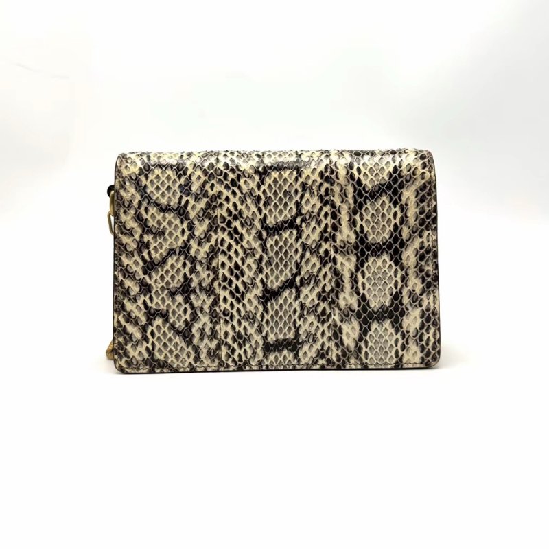 ️GUCCI 限量版蛇皮broadway珍珠蜜蜂woc鏈條包 18*12*4 98新配件塵袋-3