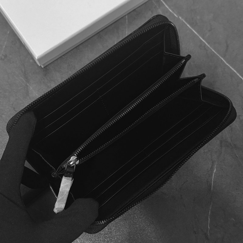 🛍️ 雙11年度最低價!今天不買會後悔!【EMPORIO ARMANI 阿曼尼】黑色滿版印花LOGO拉鍊長夾-2