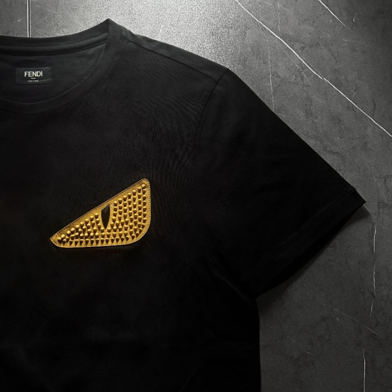 🚨 雙11最後倒數・今晚錯過等明年！【FENDI 芬迪】經典立體怪獸眼睛印花棉質T恤-3