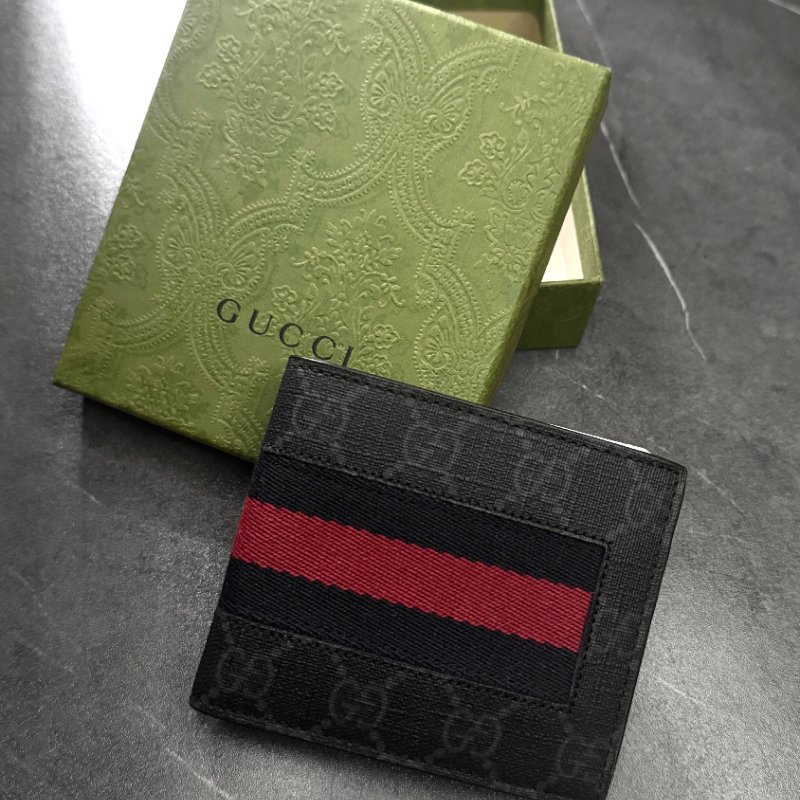 🛍️ 折扣已開啟，現在入手最划算！【GUCCI 古馳】GG Supreme 經典藍紅織帶對開8卡短夾-0