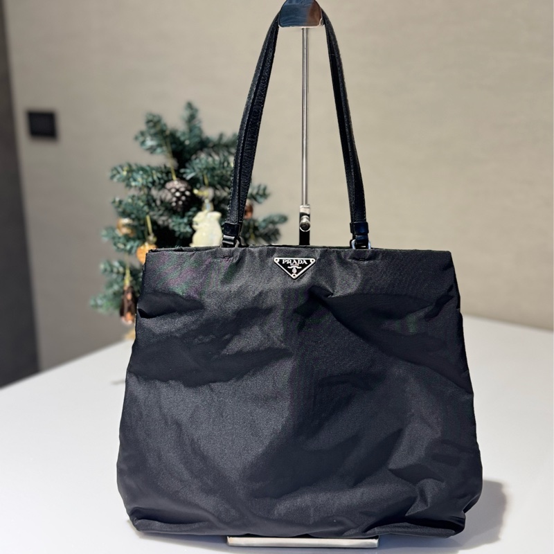 Prada 降落傘銀釦手提肩背包 (有保卡)-0