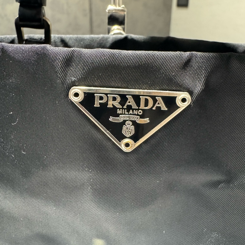 Prada 降落傘銀釦手提肩背包 (有保卡)-5