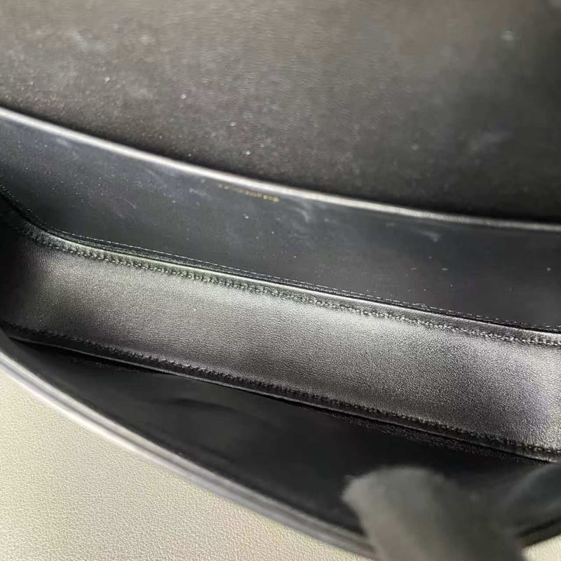 Celine Triomphe 黑金box 凱旋門腋下包 hobo-8