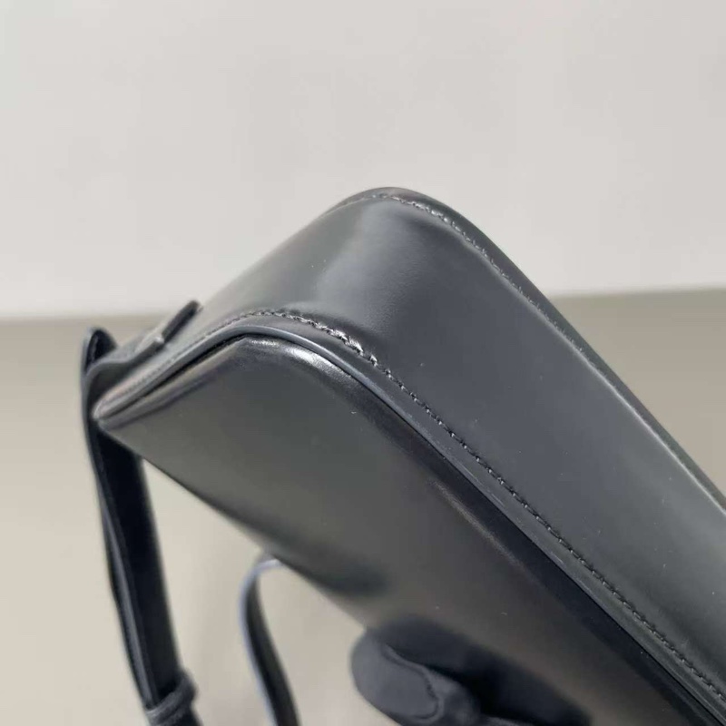 Celine Triomphe 黑金box 凱旋門腋下包 hobo-13