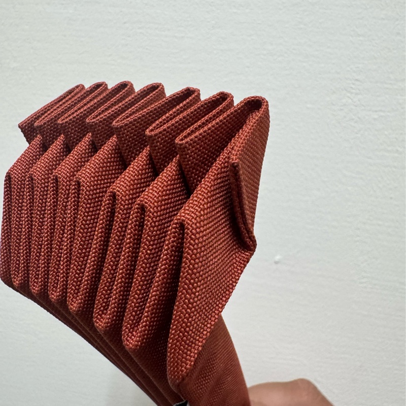 三宅一生樹幹包酒紅色-9