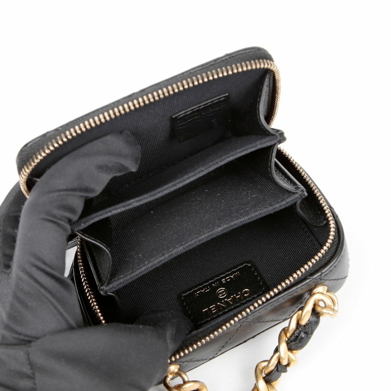 CHANEL AP2738 CC 標誌迷你鏈肩斜背包-7